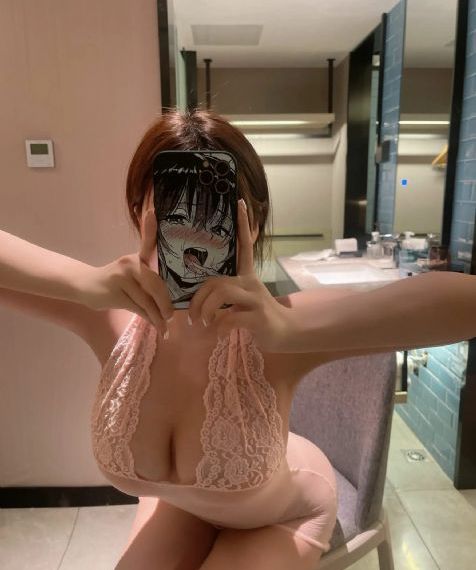 摘花free第一次hd