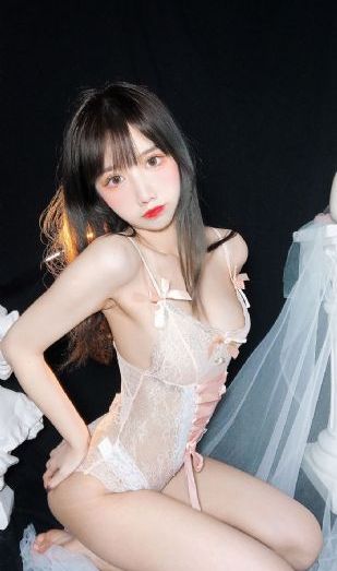 年轻善良的妻子