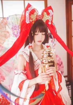 乳揉みま痴汉电车公交在线观看